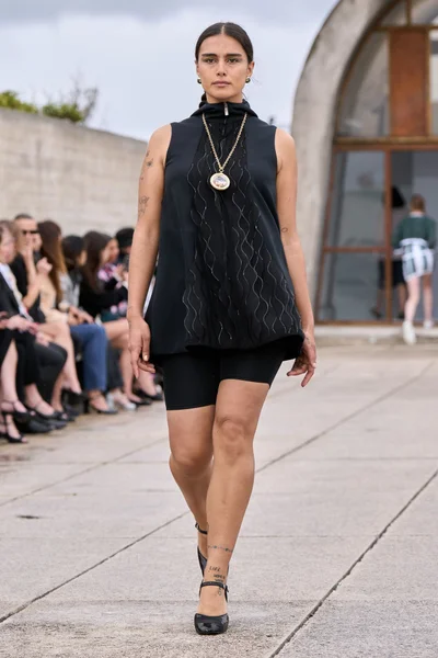 Look 52